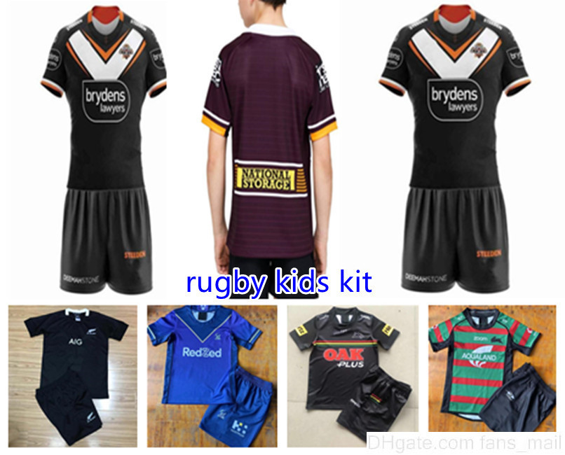 KIDS RUGBY KITS JERSEYs WESTS TIGERS MAORI STORM Brisbanes Broncos Penrith Panthers CANBERRA RAIDER Rabbitohs children Shirt Jersey youth -26, Black
KIDS RUGBY KITS JERSEYs WESTS TIGERS MAORI STORM Brisbanes Broncos Penrith Panthers CANBERRA RAIDER Rabbitohs children Shirt Jersey youth -26, Black