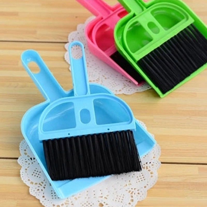 1 set of small broom shovel desktop scanning cleaning brush portable mini broom set desk computer utility
