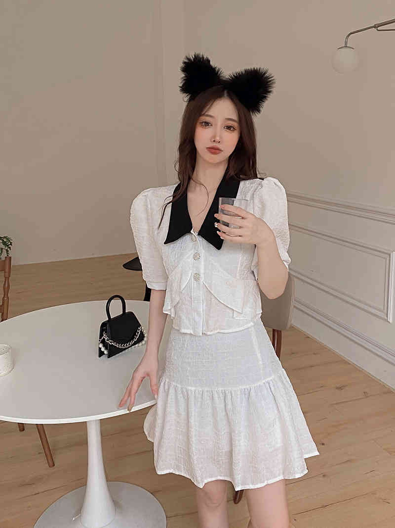 Summer Women Two Piece Set Casual Sweet Turn Down Collar Single Breasted Crop Tops + High Waist A-line Mini Skirt Outfits 210519
