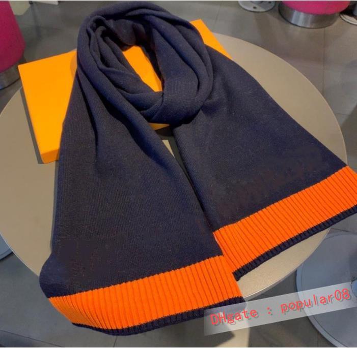 Fashion Designer Winter Cashmere Scarf 3 Color Women 2021 Embroidered Letter Luxury Shawl Scarves 180 * 30cm 21082804W
Fashion Designer Winter Cashmere Scarf 3 Color Women 2021 Embroidered Letter Luxury Shawl Scarves 180 * 30cm 21082804W