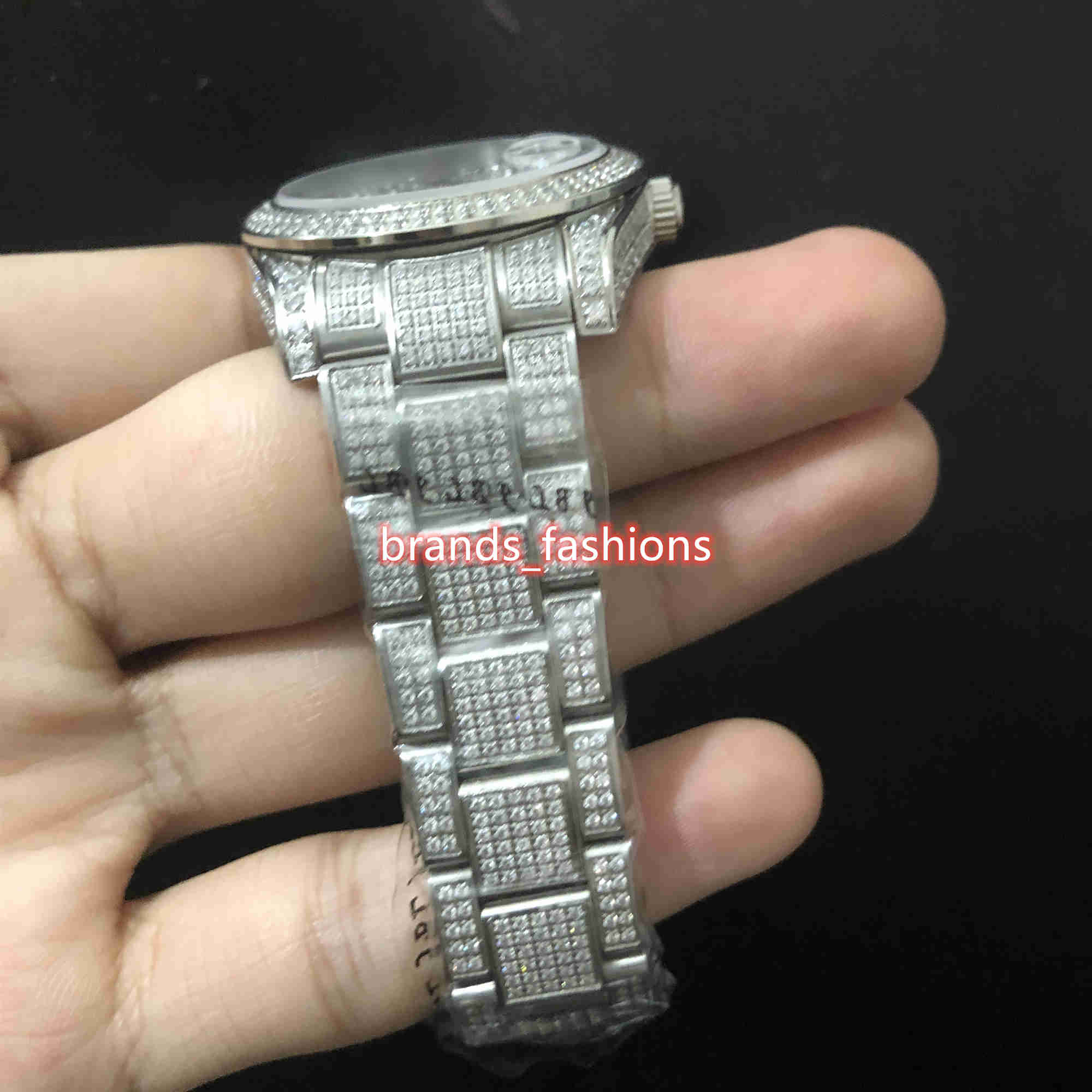 New Men's Ice Diamond Wristwatch Arabic Digital Scale Watch Silver Stainless Steel Case Diamond Strap Automatic Mechanical W
New Men's Ice Diamond Wristwatch Arabic Digital Scale Watch Silver Stainless Steel Case Diamond Strap Automatic Mechanical W
