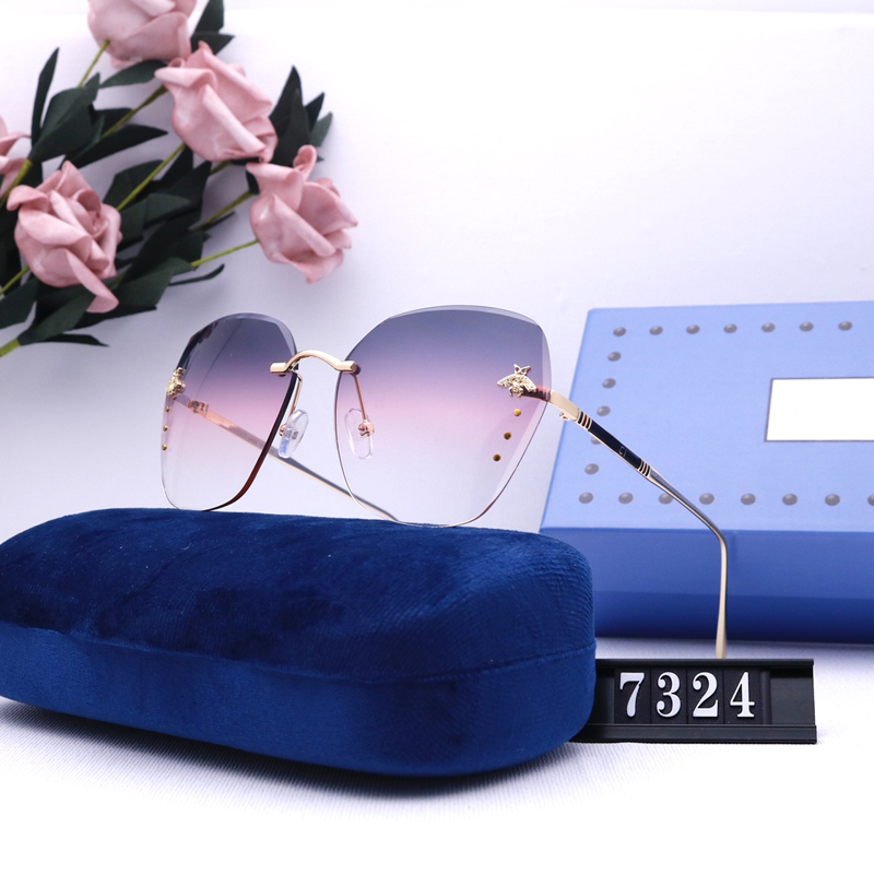 21SS Sunglasses Women Mens Designers Sunglasses With Box Fashion Glasses Branded Luxury Designers Glasses UV Proof High Quality 2105086L
21SS Sunglasses Women Mens Designers Sunglasses With Box Fashion Glasses Branded Luxury Designers Glasses UV Proof High Quality 2105086L