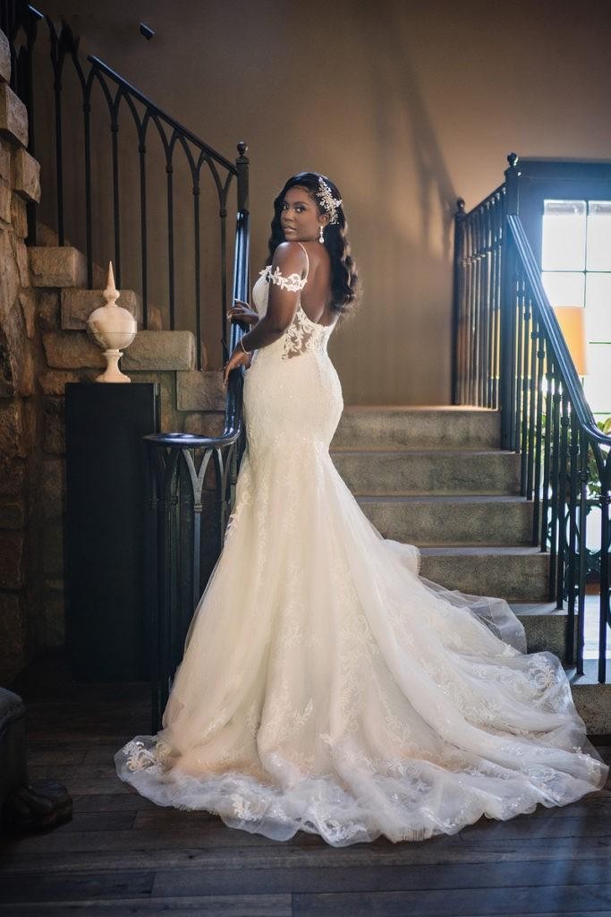 African Fashionable Gorgeous Plus Size Mermaid Wedding Dresses Lace Backless Sequined Spaghetti Straps Sweep Train Bridal Dress Gowns Vestidos De Noiv
