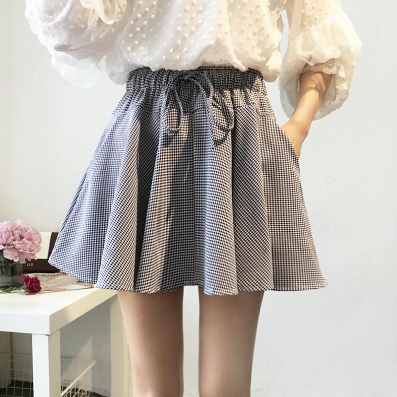 Skirts 2021 Summer Sweet Pleated Women Fresh Style High Waist Elastic Lace-up Anti-light Skirt Female Elegant Big Swing, Black
Skirts 2021 Summer Sweet Pleated Women Fresh Style High Waist Elastic Lace-up Anti-light Skirt Female Elegant Big Swing, Black