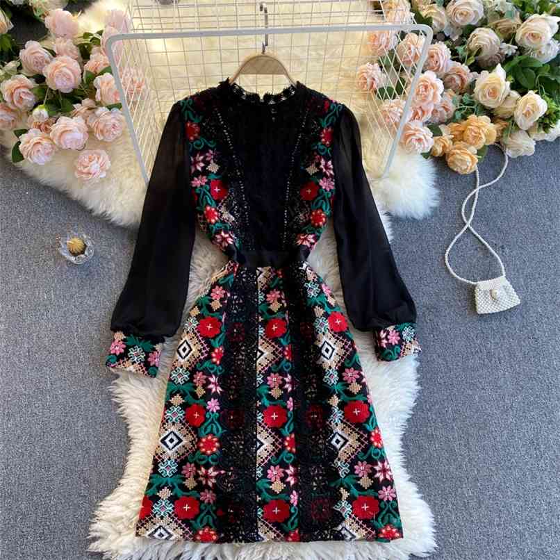 High Quality Spring Fall Chiffon Long Sleeve Patchwork Retro Flower Embroidery Dress Women Hollow Out Slim Elegant Lace 210602, Black
High Quality Spring Fall Chiffon Long Sleeve Patchwork Retro Flower Embroidery Dress Women Hollow Out Slim Elegant Lace 210602, Black