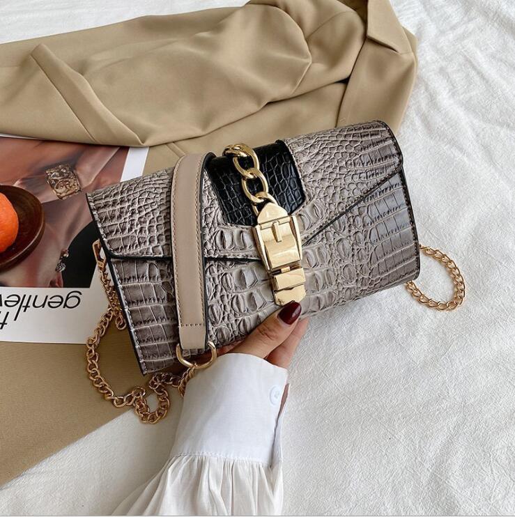 Factory wholesale women shoulder bag street trend color matching embossed handbag retro crocodile womens chain bags personality gold buckle handbags, White(boutique box)
Factory wholesale women shoulder bag street trend color matching embossed handbag retro crocodile womens chain bags personality gold buckle handbags, White(boutique box)