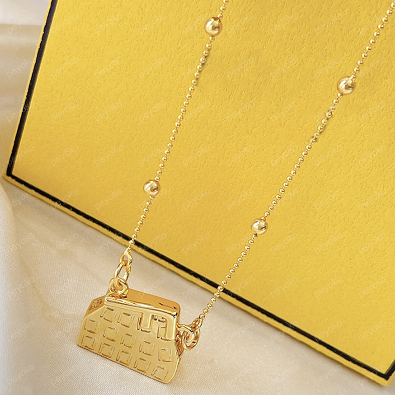 Necklace Designer In Pendant Lock F Necklaces For Women Luxurys Designers Gold Necklaces Fashion Jewelry Sweater Chain D2112183Z
Necklace Designer In Pendant Lock F Necklaces For Women Luxurys Designers Gold Necklaces Fashion Jewelry Sweater Chain D2112183Z