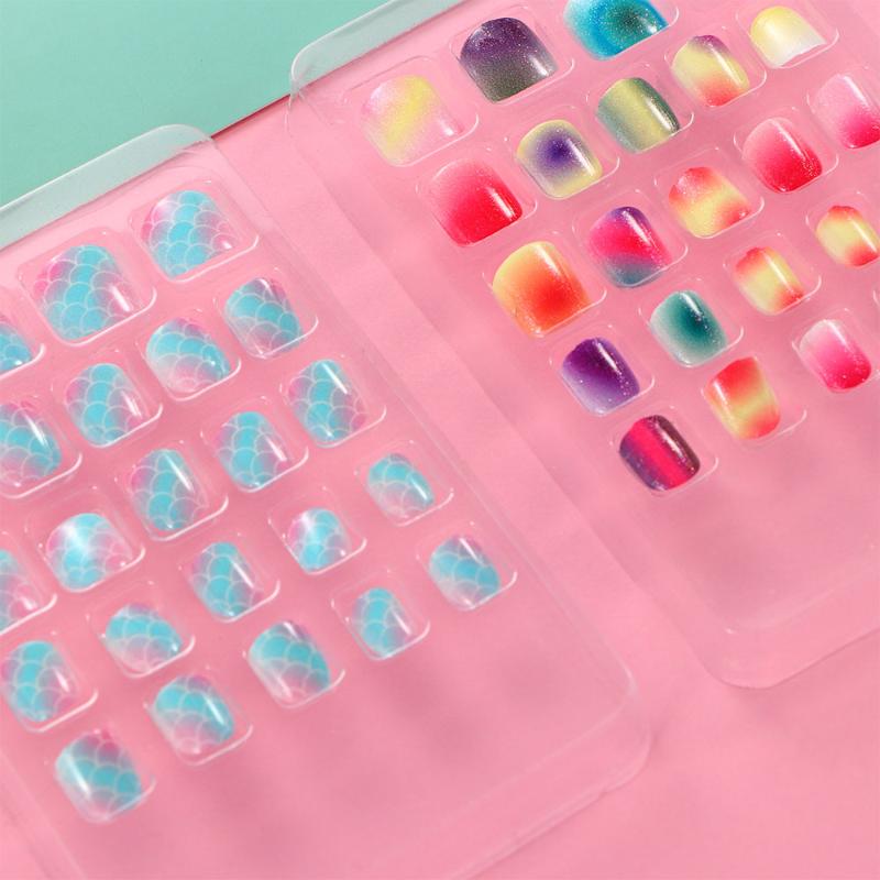 Pcs/2 Boxes Children False Nail Tips Lovely Colorful Fake Nails Self-adhesive Artificial For Kids Little Girls, Et005-b7 
Pcs/2 Boxes Children False Nail Tips Lovely Colorful Fake Nails Self-adhesive Artificial For Kids Little Girls, Et005-b7
