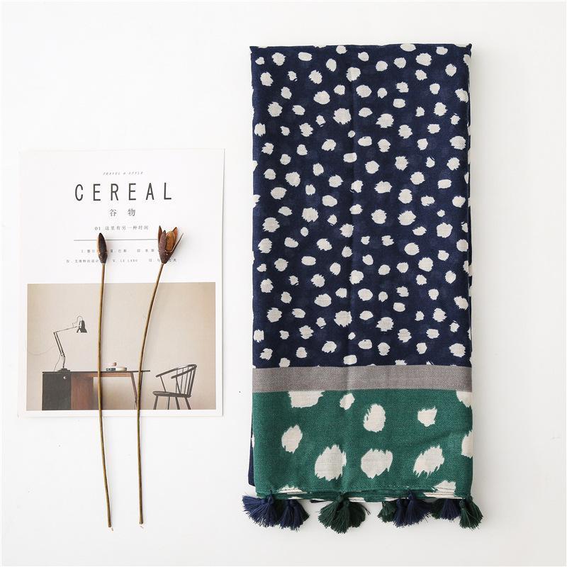 Scarves 2021 Fashion Cotton Ombre Spot Print Tassel Shawls Women Long Dot Polka Wrap Scarf Hijab 6 Color
Scarves 2021 Fashion Cotton Ombre Spot Print Tassel Shawls Women Long Dot Polka Wrap Scarf Hijab 6 Color