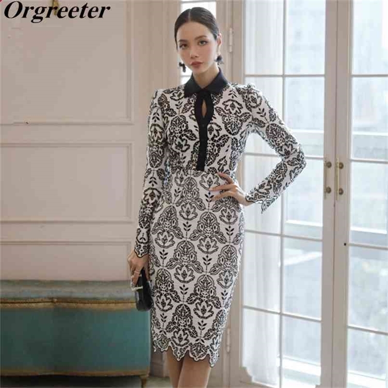 High-end Boutique Embroidery Lace Two piece set Women Elegant Lady Sexy Hollow Patchwork Shirt and Bodycon Skirt Sets Feminine 210602, White
High-end Boutique Embroidery Lace Two piece set Women Elegant Lady Sexy Hollow Patchwork Shirt and Bodycon Skirt Sets Feminine 210602, White