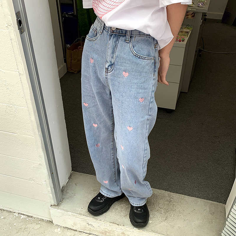 GJBD Women's Jeans Vintage Heart Shaped Embroidery Streetwear High Waist Wide Leg Pants Baggy Harajuku Straight Denim Trouser 210922