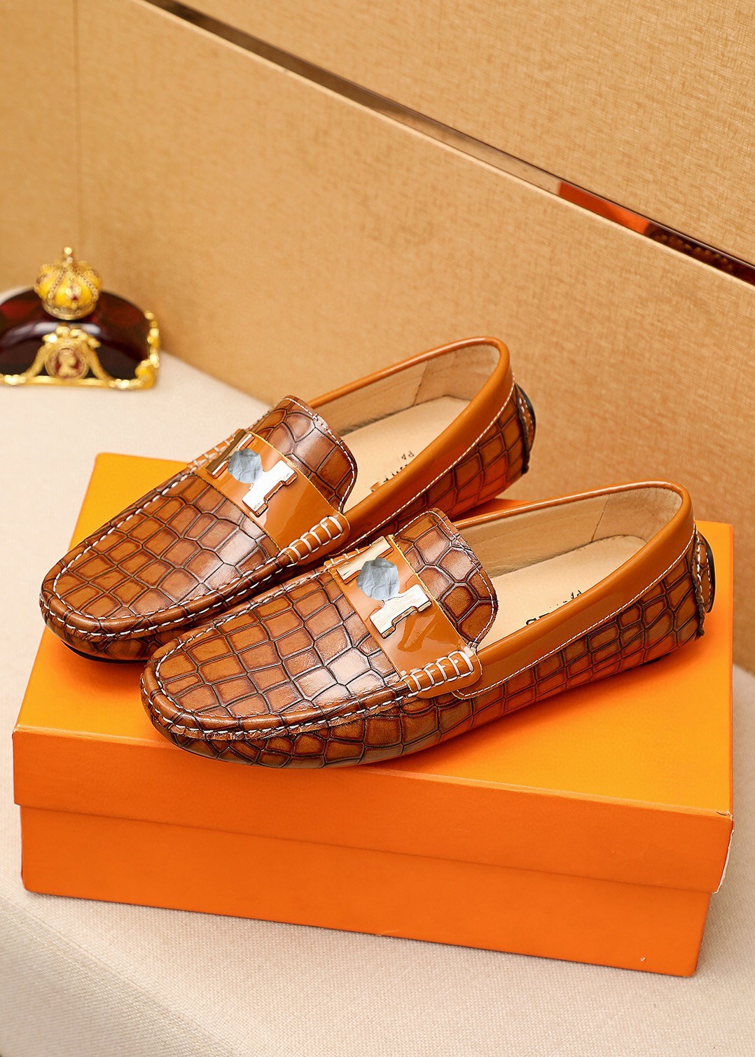 LUXURY LEATHER LOAFERS MEN SHOES GREEN COW SUEDE SHOES SLIP ON POINTED TOE FORMAL DRESS WEDDING OFFICE CASUAL MEN SHOEs, #02
LUXURY LEATHER LOAFERS MEN SHOES GREEN COW SUEDE SHOES SLIP ON POINTED TOE FORMAL DRESS WEDDING OFFICE CASUAL MEN SHOEs, #02