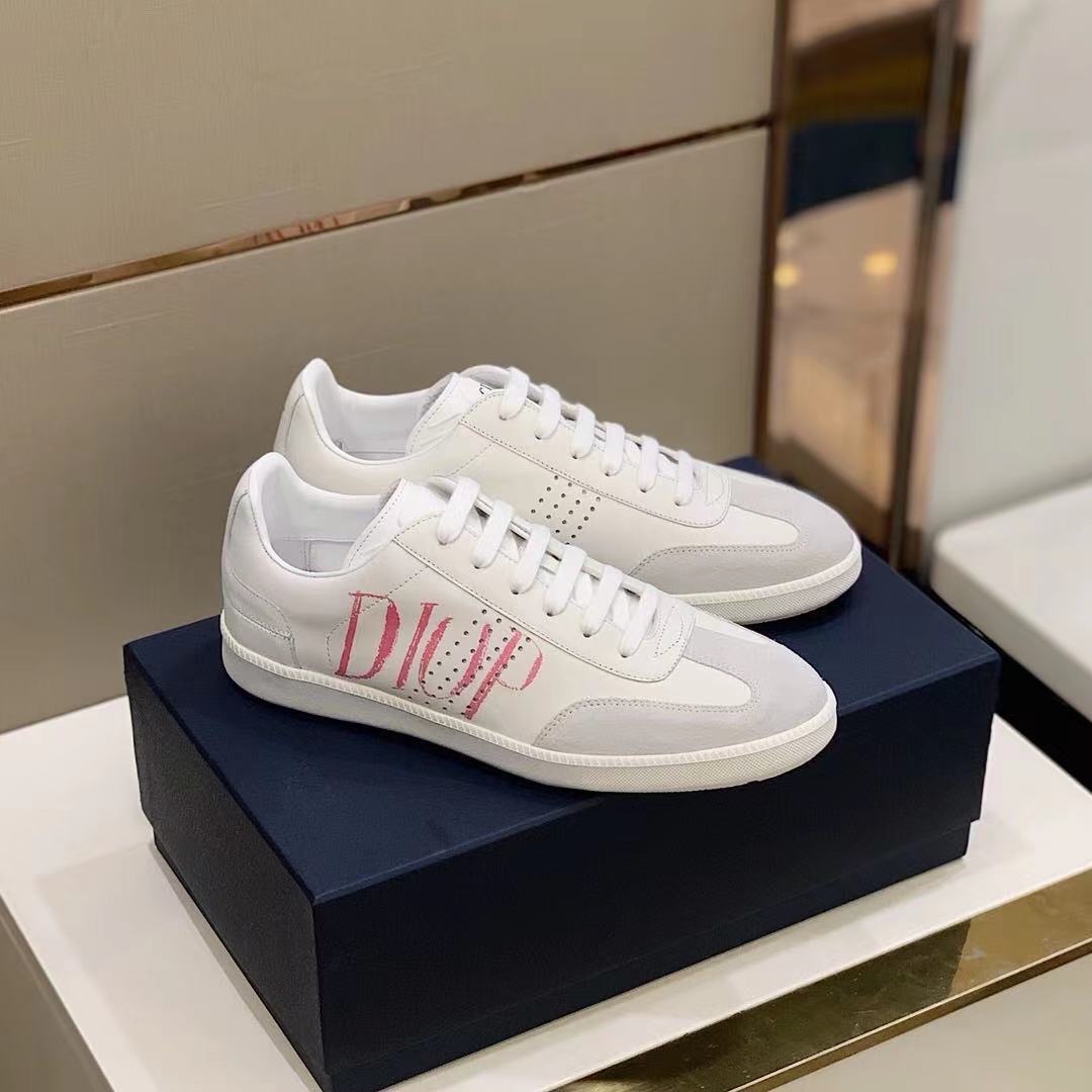 White Suede B01 Sneaker Men Casual Shoes Women Outdoor Flat Shoes Fashion Luxury Lace-Up Round Toe B01 Leather Sneaker
White Suede B01 Sneaker Men Casual Shoes Women Outdoor Flat Shoes Fashion Luxury Lace-Up Round Toe B01 Leather Sneaker