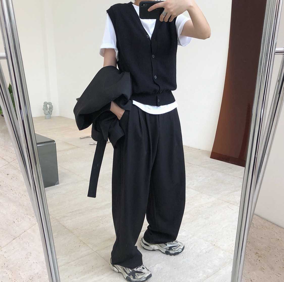 Korean Style Spring Fall Women Single Breasted Cardigan V-neck Sleeveless Vests Gilet Sans Manche Femme Casual Fashion Knit Tops 210604