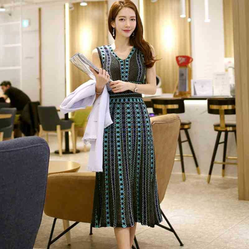 High Quality Chic Bright Hit Color Vest Knitted Dress Summer Women's V-Neck Plaid Green Sleeveless A line Tunic 210525, Picture color
High Quality Chic Bright Hit Color Vest Knitted Dress Summer Women's V-Neck Plaid Green Sleeveless A line Tunic 210525, Picture color