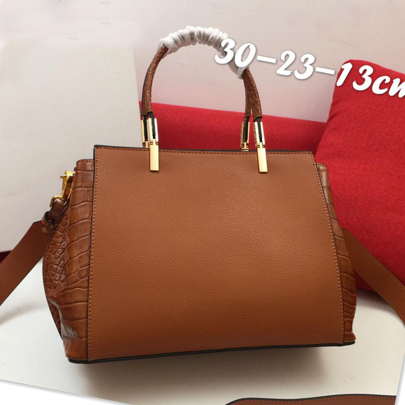 High quality totes luxury fashion one shoulder messenger ladies handbag imported cowhide with crocodile pattern to make brown brand handbags women gift
High quality totes luxury fashion one shoulder messenger ladies handbag imported cowhide with crocodile pattern to make brown brand handbags women gift