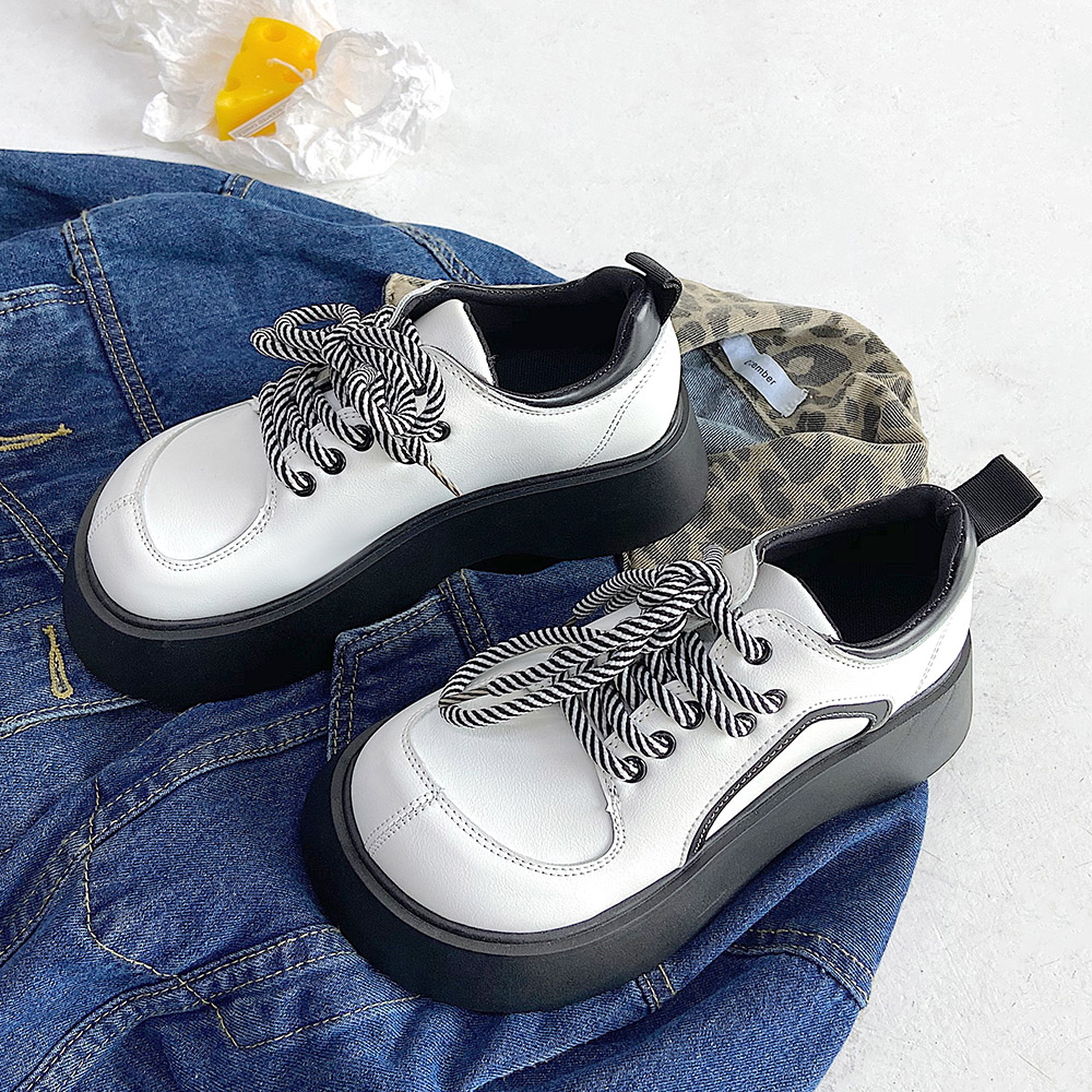 lolita sneaker Women Vulcanized Shoes Young Gilrs Mixed Color Woman Sneakers Breathable Female LaceUp Shoes Casual Footwear, White
lolita sneaker Women Vulcanized Shoes Young Gilrs Mixed Color Woman Sneakers Breathable Female LaceUp Shoes Casual Footwear, White