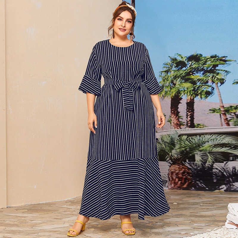 Plus Size Dress Summer Women Fashion Three Quarter Sleeve Striped Print Casual Dress Black Ruffles Maxi Long Dresses 210630