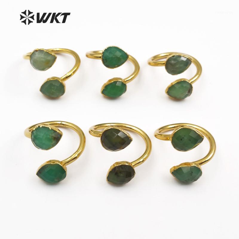 WT-R316 Wholesale Natural Chrysoprase Stone Rings Double Water Drop Faceted Green With Gold Trim Women Elegant Band, Silver
WT-R316 Wholesale Natural Chrysoprase Stone Rings Double Water Drop Faceted Green With Gold Trim Women Elegant Band, Silver