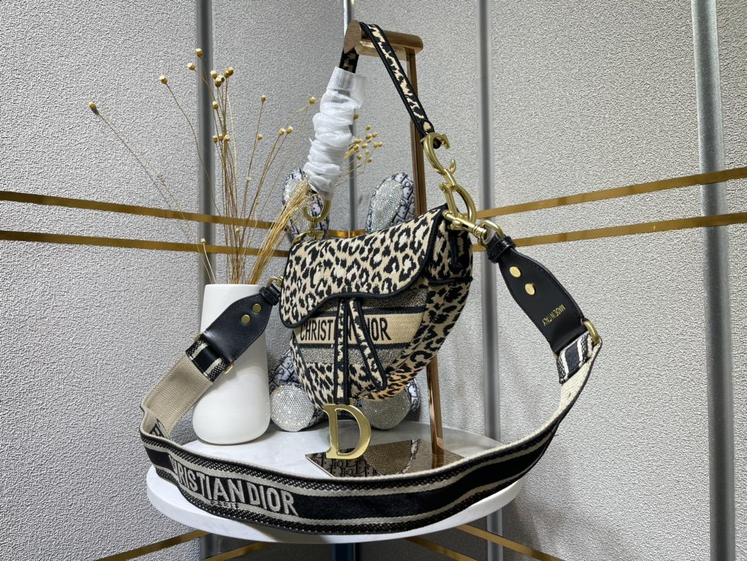 Chanel Louis Vuitto… - image