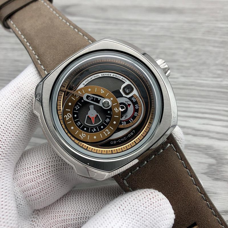 Wristwatches 47*47mm Q2/01 Men Watches 316L Stainless Steel Automatic Mechanical Movement For Man Special 21, Slivery;brown
Wristwatches 47*47mm Q2/01 Men Watches 316L Stainless Steel Automatic Mechanical Movement For Man Special 21, Slivery;brown