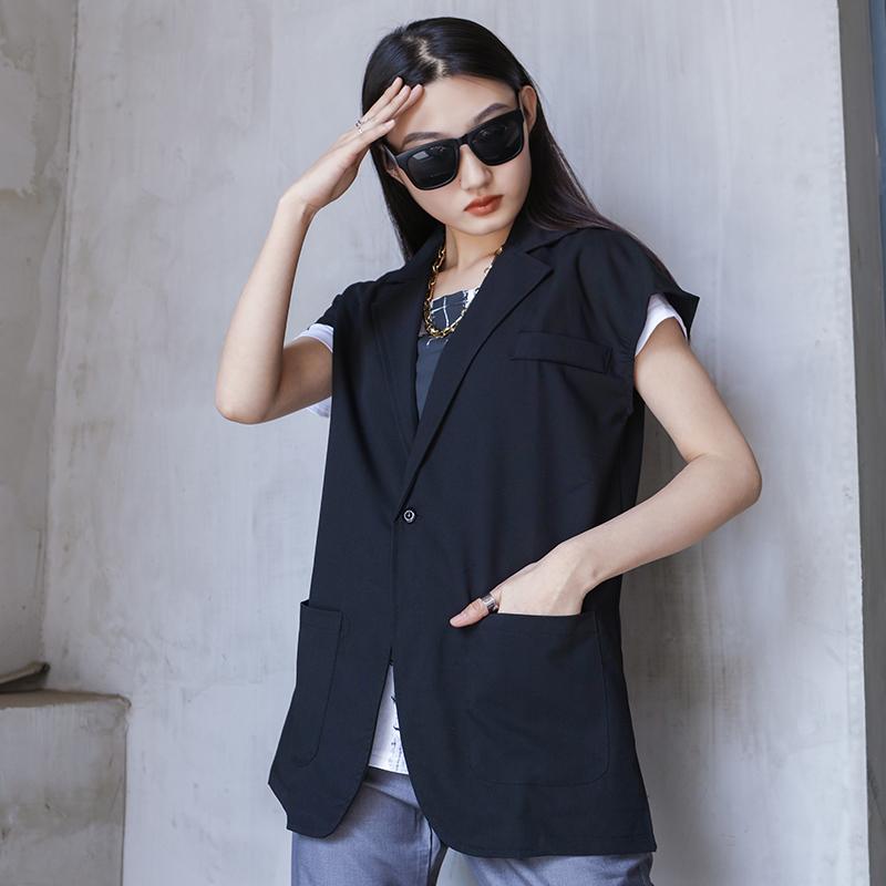 Women' Vests Spring And Summer Single Breasted Loose Waistcoat Black Jacket Thin Suit Collar Large Dark Yamamoto 
Women' Vests Spring And Summer Single Breasted Loose Waistcoat Black Jacket Thin Suit Collar Large Dark Yamamoto