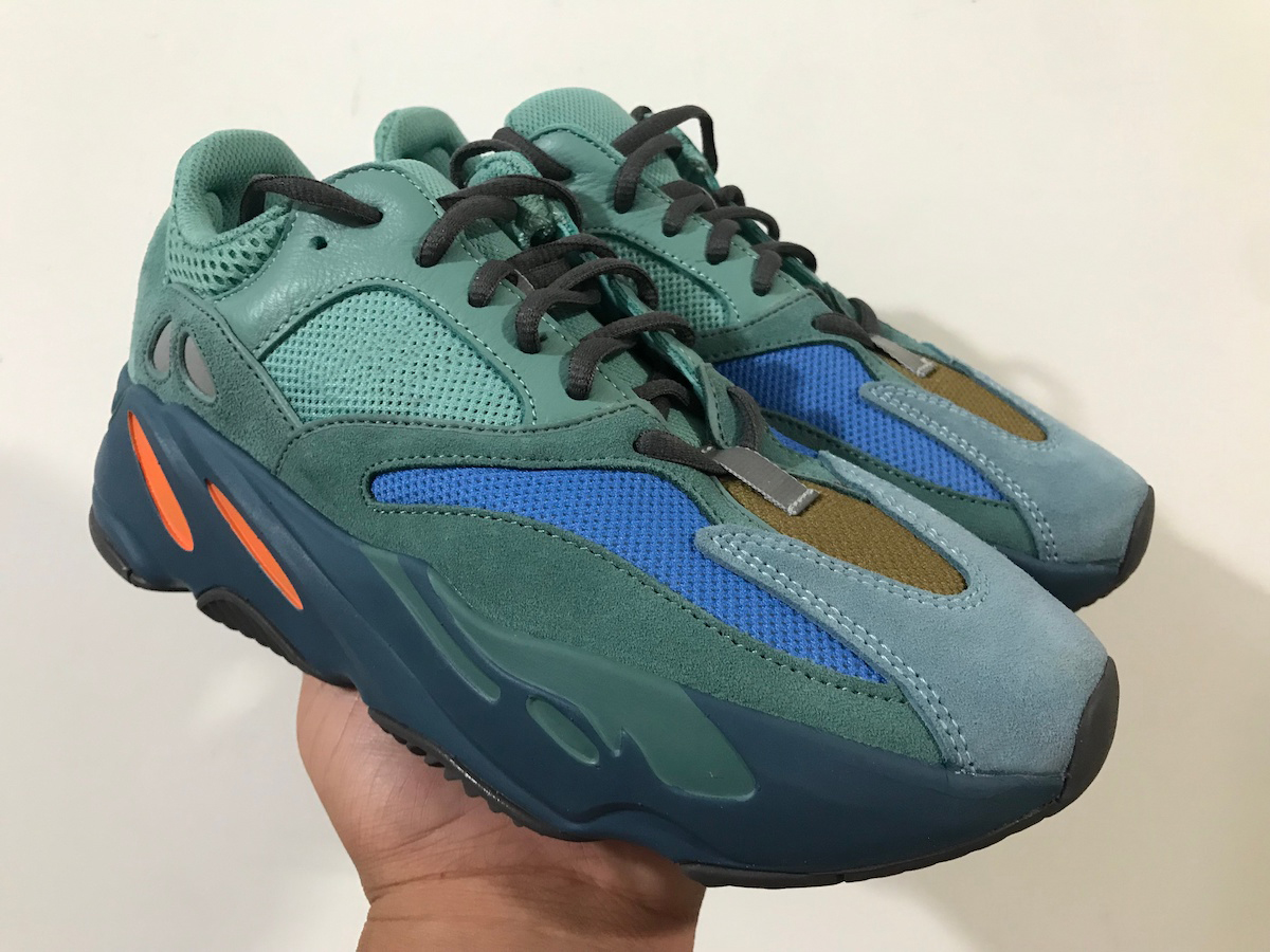 Top Quality Running Shoes 700 V2 Faded Azure Wash Orange Enflame Amber Cream Vanta Solid Grey Static Hospital Blue Inertia Men Womens Sports Sneakers With Box, Carbon blue
Top Quality Running Shoes 700 V2 Faded Azure Wash Orange Enflame Amber Cream Vanta Solid Grey Static Hospital Blue Inertia Men Womens Sports Sneakers With Box, Carbon blue