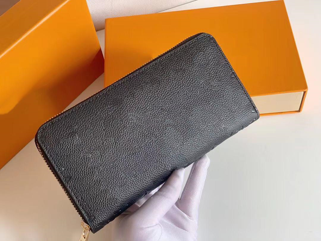 2021 Fashion flowers designer wallets bags luxurys Men Women designers bag leather High Quality Classic Letters Key coin Purse 60017, Not sold separately
2021 Fashion flowers designer wallets bags luxurys Men Women designers bag leather High Quality Classic Letters Key coin Purse 60017, Not sold separately