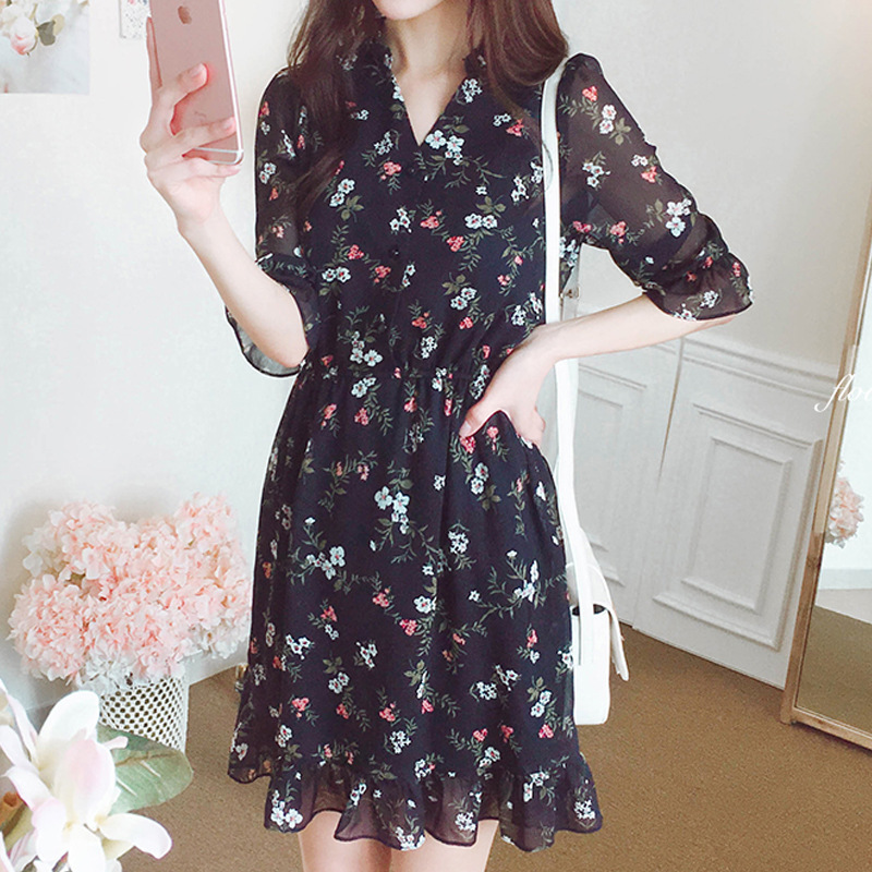 Paris Girl Floral Chiffon Ruffle Dress Women's Elegant V Neck Spring Summer Casual High Waist Slimming Printed Vestidos 210524, Dark blue
Paris Girl Floral Chiffon Ruffle Dress Women's Elegant V Neck Spring Summer Casual High Waist Slimming Printed Vestidos 210524, Dark blue