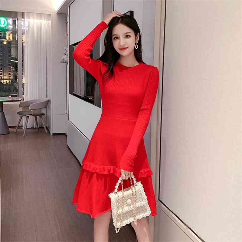 Autumn Winter Women Knitted Sweater Dresses Fashion Casual Office Ladies Chic Elegant Solid Ruffle 210520, Photo color
Autumn Winter Women Knitted Sweater Dresses Fashion Casual Office Ladies Chic Elegant Solid Ruffle 210520, Photo color