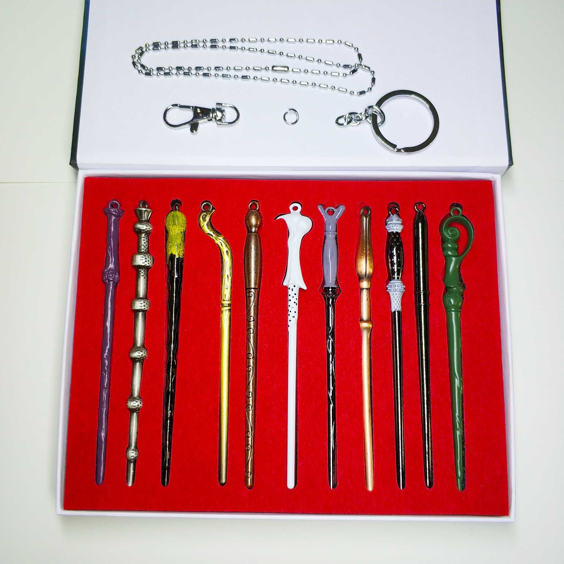15pcs Potter Wand Magical Wands Ring Necklace Decorate Halloween Gift Magic Wand Pendant Necklace Keychains & Box New Arrive Car
15pcs Potter Wand Magical Wands Ring Necklace Decorate Halloween Gift Magic Wand Pendant Necklace Keychains & Box New Arrive Car