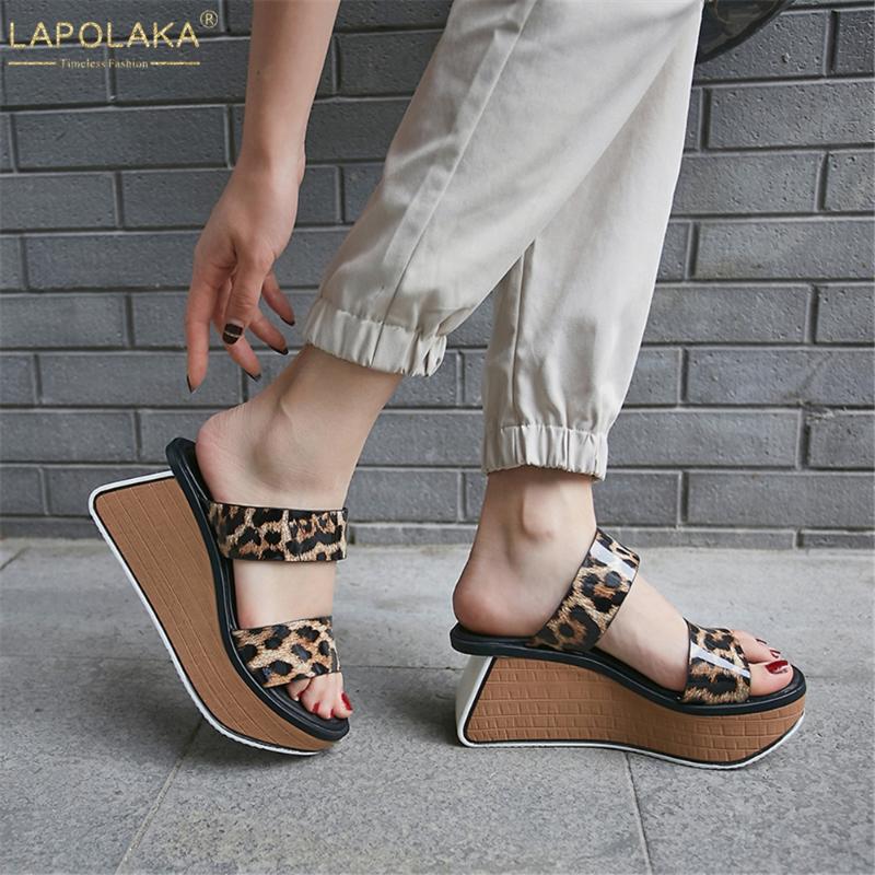 Slippers Lapolaka Brand Design Fashion Leopard Platform Patent Leather Summer Slipper Shoes Woman High Quality, Black
Slippers Lapolaka Brand Design Fashion Leopard Platform Patent Leather Summer Slipper Shoes Woman High Quality, Black