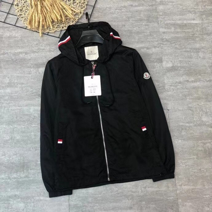 and 21 spring European American men's and women's new Mengjia fashion hooded zipper jacket, casual and versatile, Black;brown
and 21 spring European American men's and women's new Mengjia fashion hooded zipper jacket, casual and versatile, Black;brown