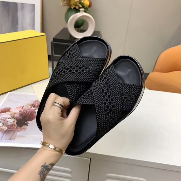 Straw 2021 hollow out women's slippers thick heel flat bottom multi color open toe quality fashion outdoor wedge size 35-41, Black
Straw 2021 hollow out women's slippers thick heel flat bottom multi color open toe quality fashion outdoor wedge size 35-41, Black
