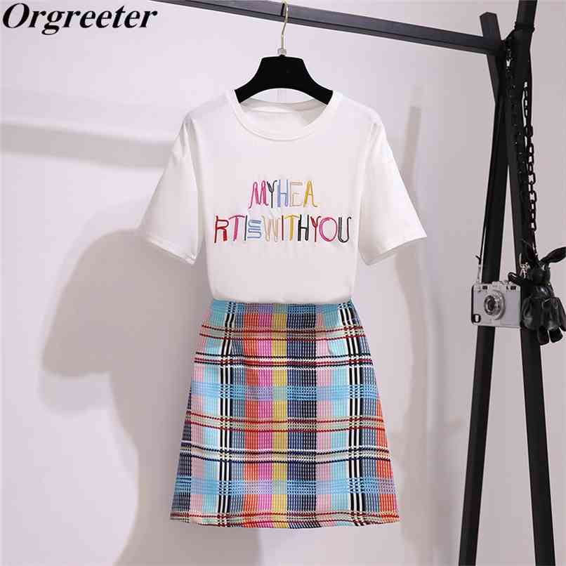 Korean Colorful Letter Embroidery White Tshirt Two piece Rainbow color Plaid Print Mini Skirt Student Sets Women Summer 210602, Picture color
Korean Colorful Letter Embroidery White Tshirt Two piece Rainbow color Plaid Print Mini Skirt Student Sets Women Summer 210602, Picture color