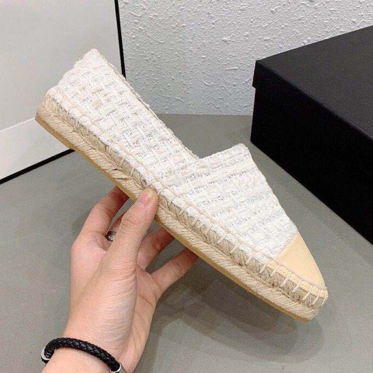 With box Classics Women Espadrilles flat shoes Canvas and Loafers two tone cap toe casual shoes fashion originals outdoor walking shoe806, Black
With box Classics Women Espadrilles flat shoes Canvas and Loafers two tone cap toe casual shoes fashion originals outdoor walking shoe806, Black