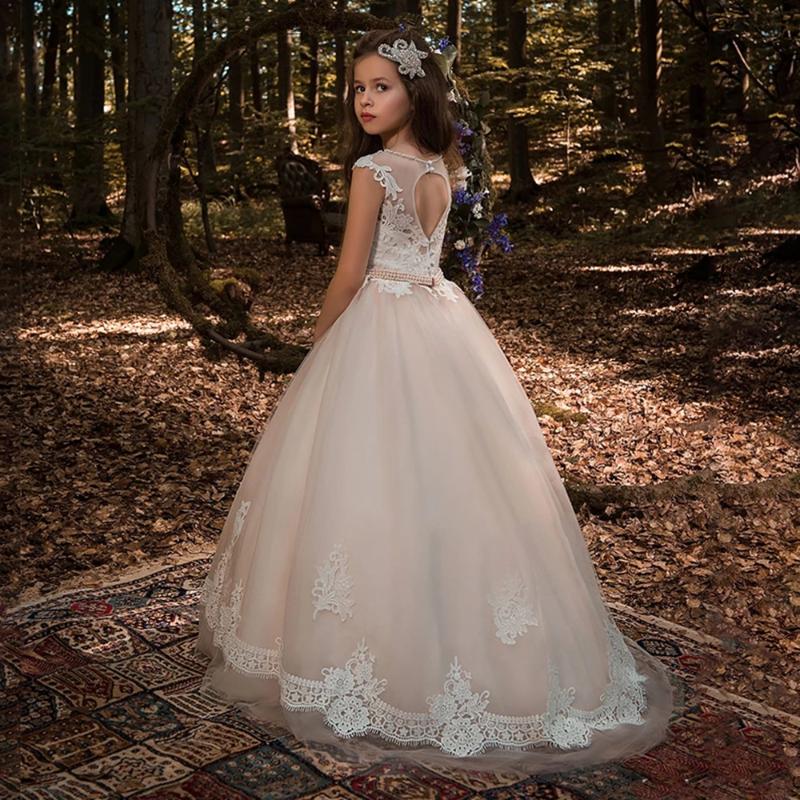 Girl's Dresses Vintage Glitter Puffy Lace Girl Princess Kids Crystal Scoop Evening Prom Dress Nude Ruffles Sleeves Flower Gril, Red;yellow
Girl's Dresses Vintage Glitter Puffy Lace Girl Princess Kids Crystal Scoop Evening Prom Dress Nude Ruffles Sleeves Flower Gril, Red;yellow