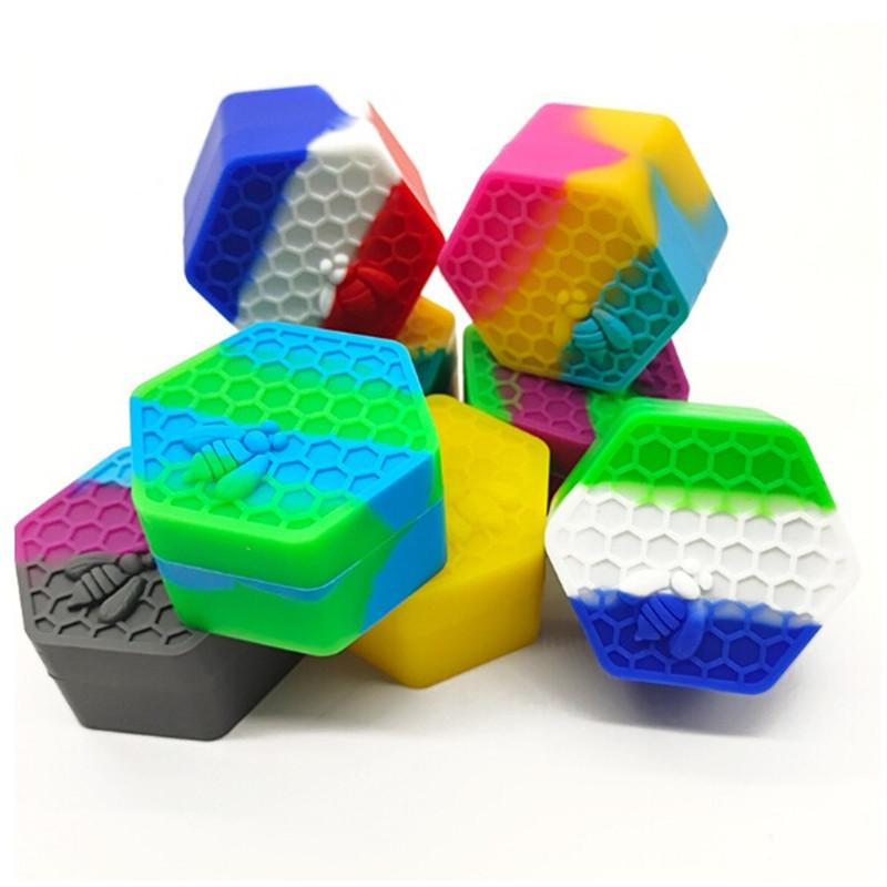 26ML Hexagon Silicone Jar Honeybee Waxs Container Non-stick Dab Wax Containers Oil Silicon Storage Free Freight
26ML Hexagon Silicone Jar Honeybee Waxs Container Non-stick Dab Wax Containers Oil Silicon Storage Free Freight