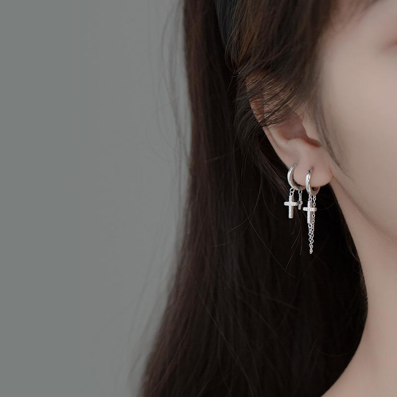 Hoop & Huggie Asymmetry Earrings Real. 925 Sterling Silver Jewelry Piercing CZ Set Cross Ear Chain Tassel C-G9657
Hoop & Huggie Asymmetry Earrings Real. 925 Sterling Silver Jewelry Piercing CZ Set Cross Ear Chain Tassel C-G9657