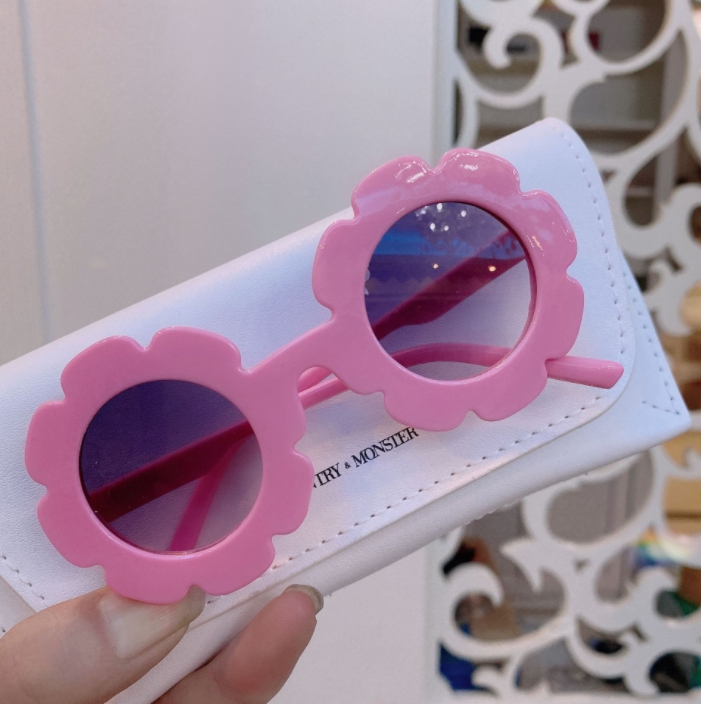 Fast ship Sun Flower Round Cute kids sunglasses UV400 for Boy girls toddler Lovely baby sun glasses Children Wholesale Z260305