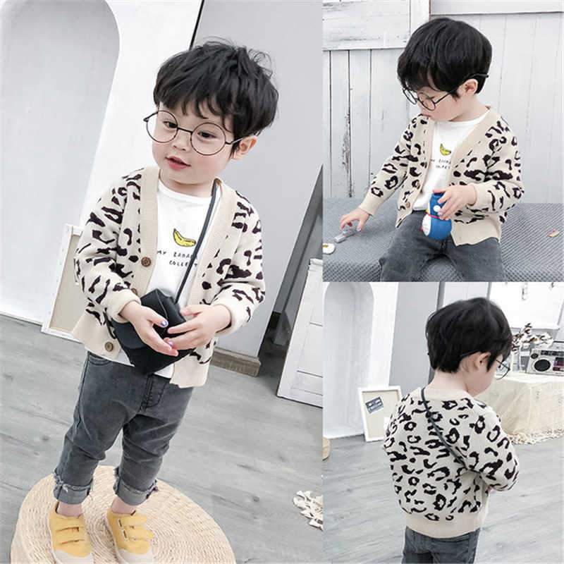 Boys fashion leopard knitted cardigan spring autumn Korean Single breasted Flanging design casual sweaters for kids 210615, Light khaki
Boys fashion leopard knitted cardigan spring autumn Korean Single breasted Flanging design casual sweaters for kids 210615, Light khaki