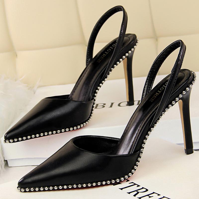 Dress Shoes Rivet Woman Pumps Pointed Toe Women Heels Pu Leather High Hollow Back Strap Sandals 2021, Blacksuede
Dress Shoes Rivet Woman Pumps Pointed Toe Women Heels Pu Leather High Hollow Back Strap Sandals 2021, Blacksuede