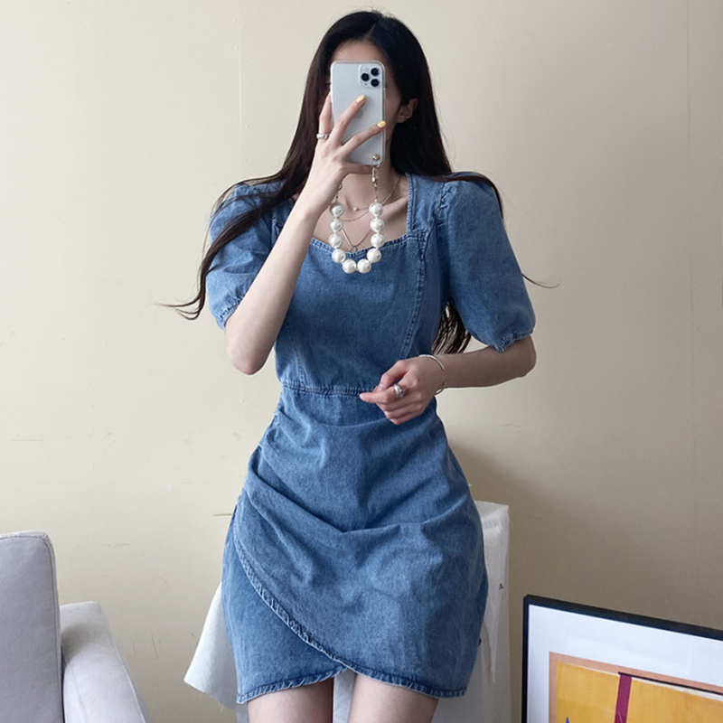 South Korean chic French vintage square collar bubble sleeve side-pressed pleat trim show thin irregular bag hip denim dress 210429