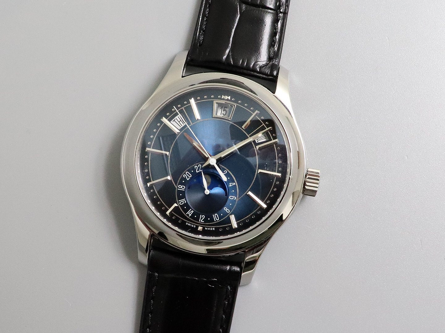 GR Factory 5205G-013 Complex Function Wristwatch Size 40mm V2 Upgrade Edition comes with Caliber 324S QALU24H/206 automatic winding movement, As shown
GR Factory 5205G-013 Complex Function Wristwatch Size 40mm V2 Upgrade Edition comes with Caliber 324S QALU24H/206 automatic winding movement, As shown
