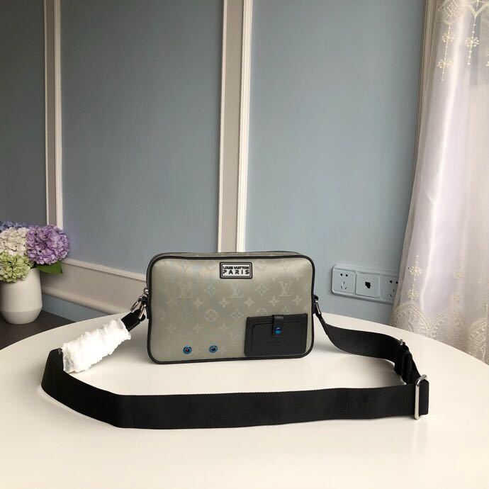 box men 4449 purse body quality classic genuine mini leather cross messenger bagss with bags a015 men's wallet
box men 4449 purse body quality classic genuine mini leather cross messenger bagss with bags a015 men's wallet