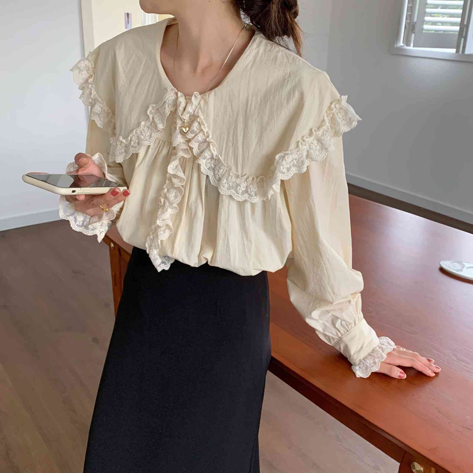 Apricot Office Lady Casual Brief Chic Loose Retro Gentle Blouses Tops Streetwear All Match Stylish Shirts 210416