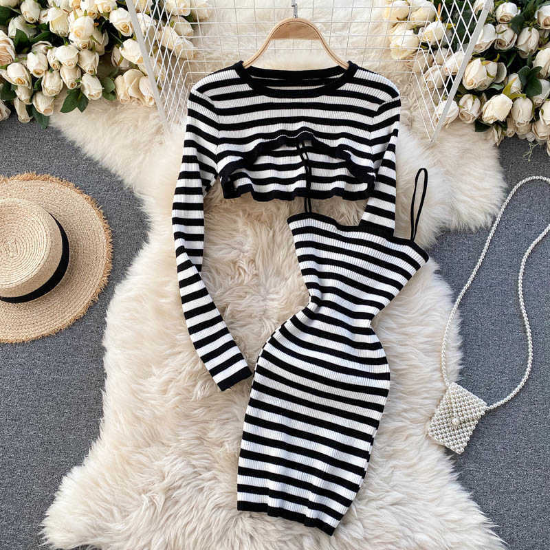 Foamlina Striped 2 Piece Set Women Fashion Streetwear Long Sleeve Knit Pullover Crop Top + Spaghetti Strap Bodycon Dress Suits 210708, Gray
Foamlina Striped 2 Piece Set Women Fashion Streetwear Long Sleeve Knit Pullover Crop Top + Spaghetti Strap Bodycon Dress Suits 210708, Gray