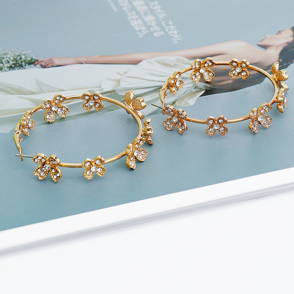 Dangle & Chandelier vTrend Strange Design Geometry Earrings For Women Exquisite Rhinestone Gold Chic Temperament Girl Accessories First Choice