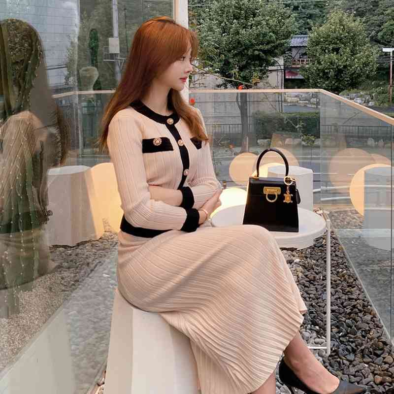 Autumn And Winter Knitted Cardigan Two Pieces Sets Single Breasted Full Sleeve High Waist Pleated Long Skirt Women Suit 210520