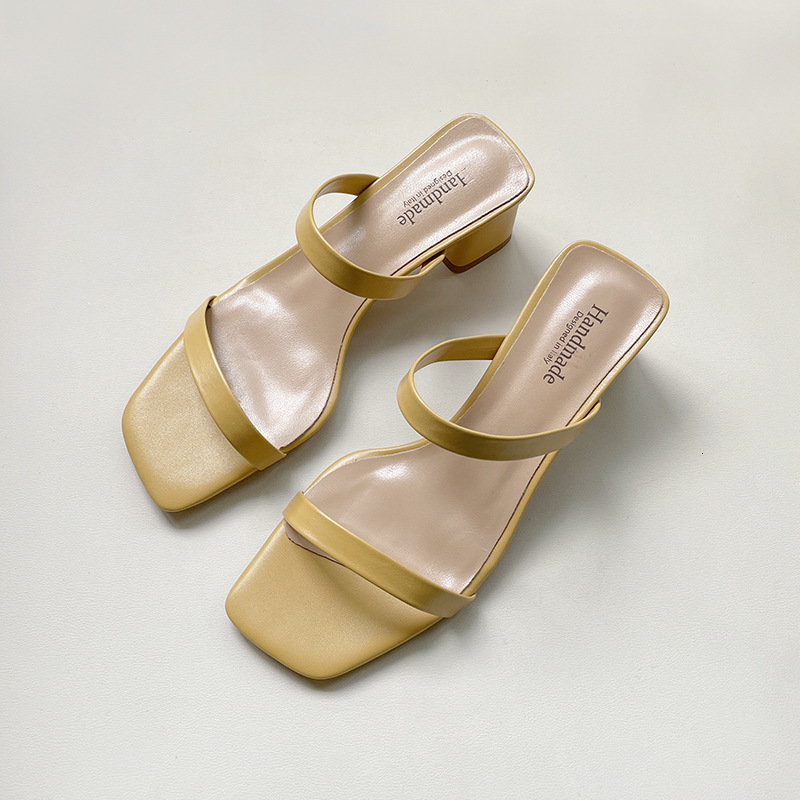 Sandals Br 2021 summer mid-heel women sals slippers fashion thick-heel square-toe flip flops half-wear ms 57BC, White
Sandals Br 2021 summer mid-heel women sals slippers fashion thick-heel square-toe flip flops half-wear ms 57BC, White